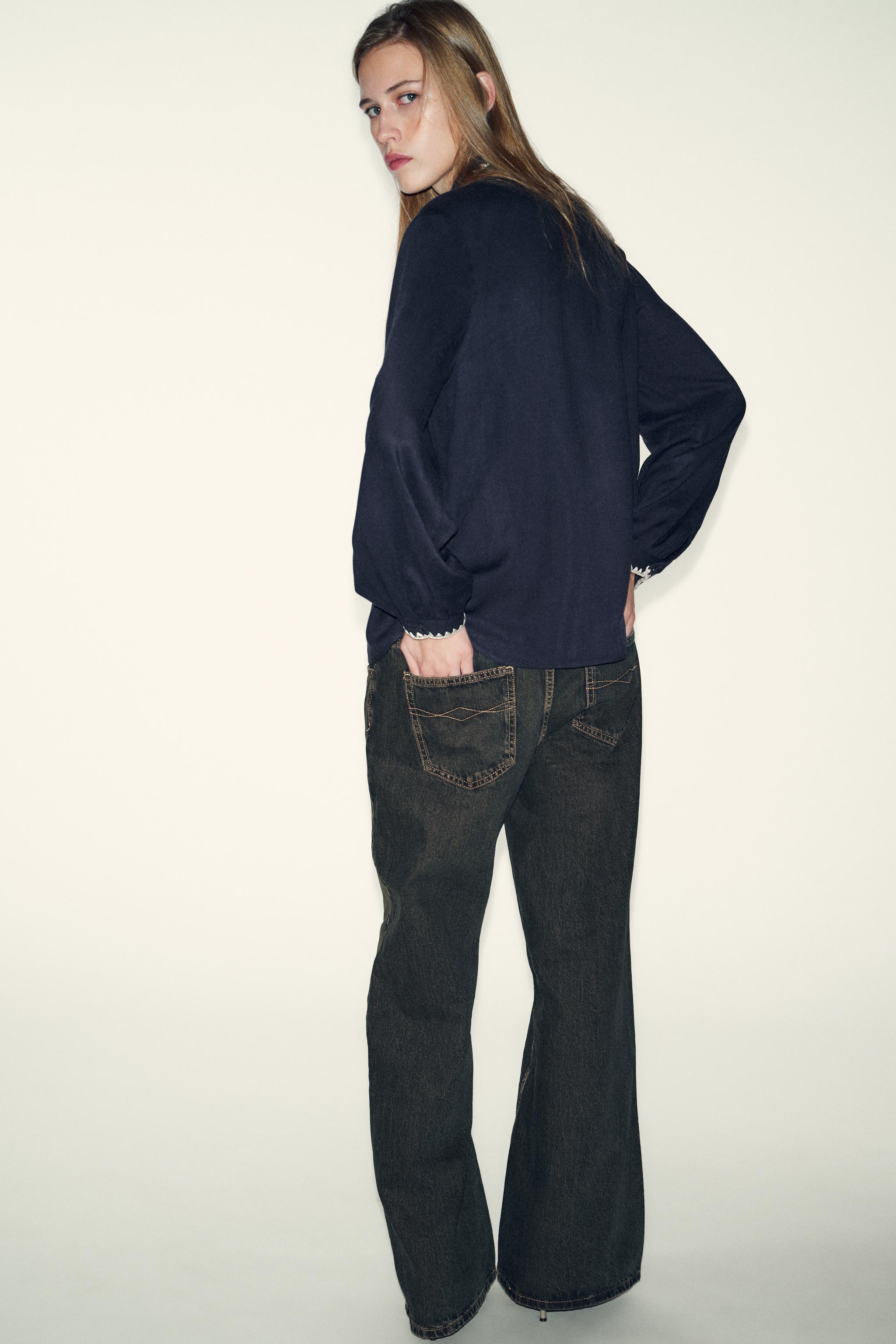 CONTRAST TOPSTITCHING TIE BLOUSE